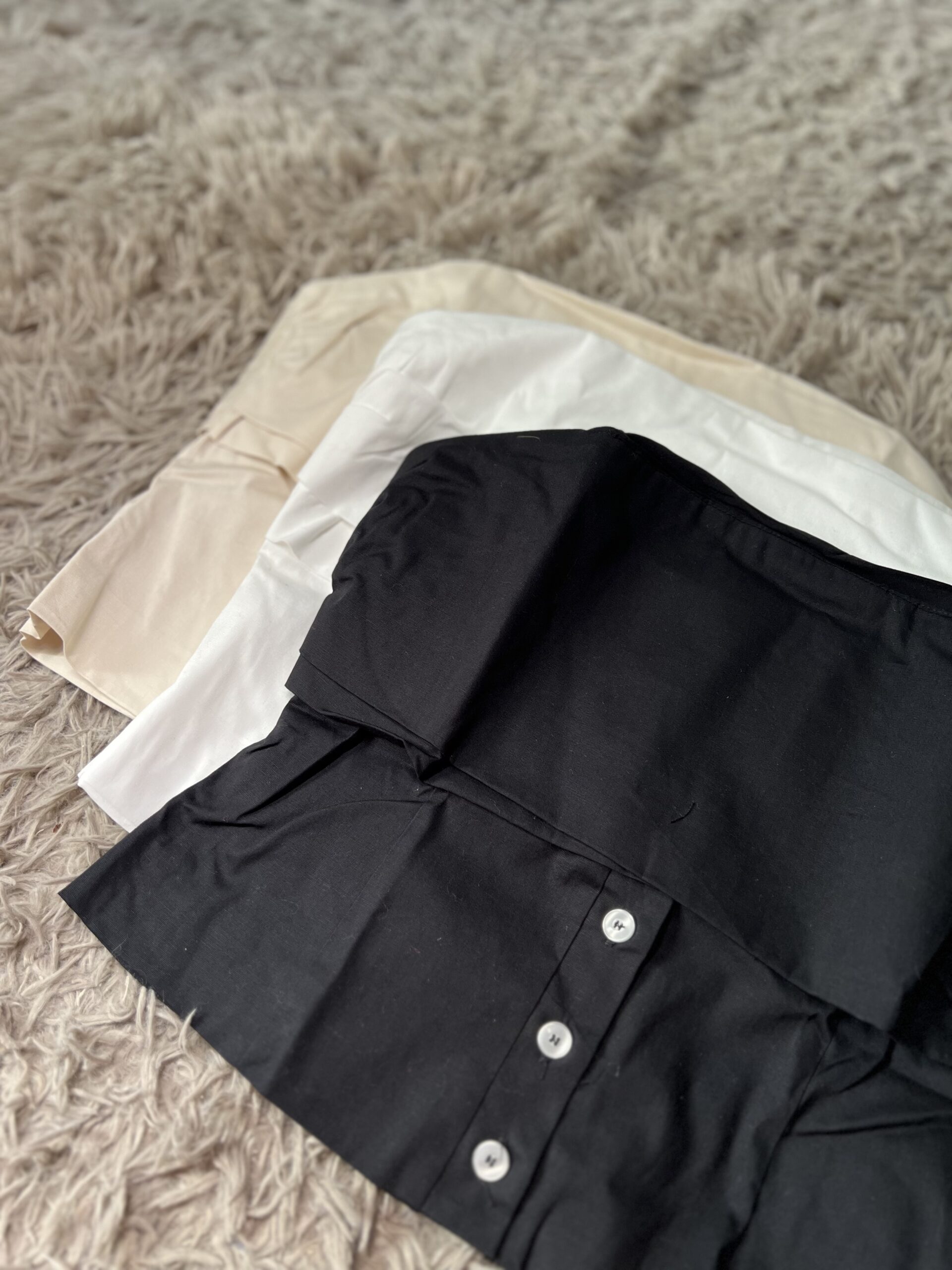 Cropped botões preto